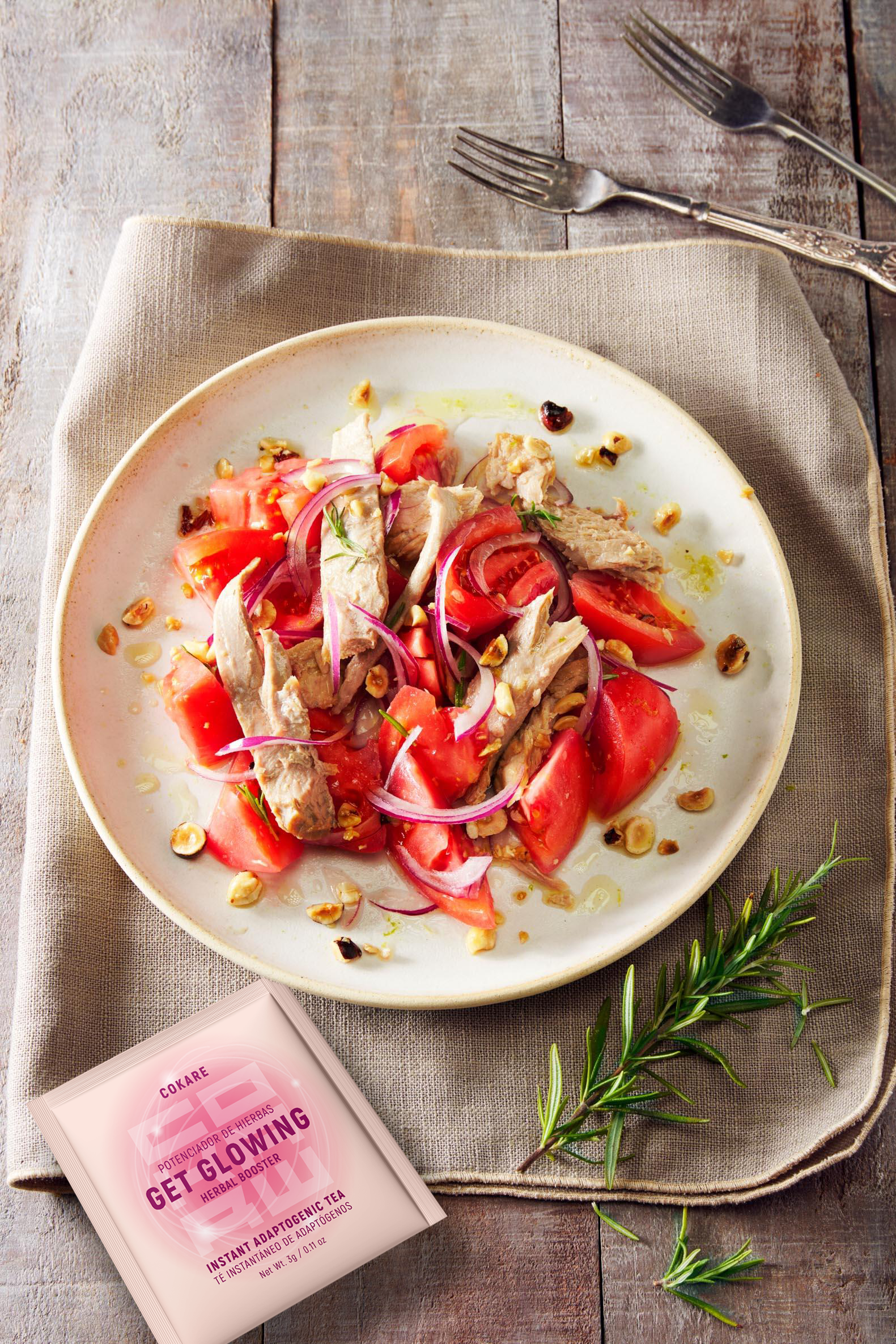 Tuna salad with tomato and hazelnut vinaigrette and Get Glowing